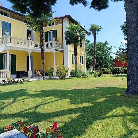 B&B Villa Preziosa Lago Maggiore Lesa Exterior foto